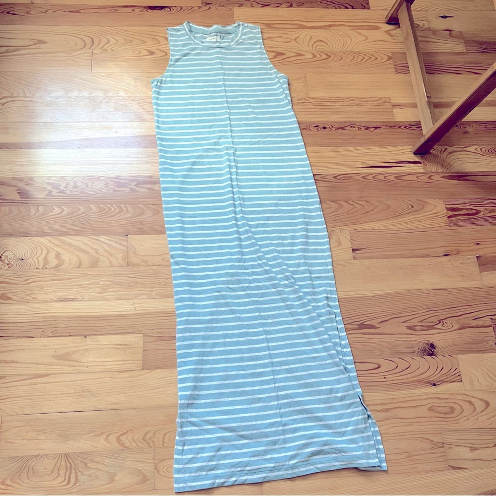 Lou & Grey XS Maxi Dress